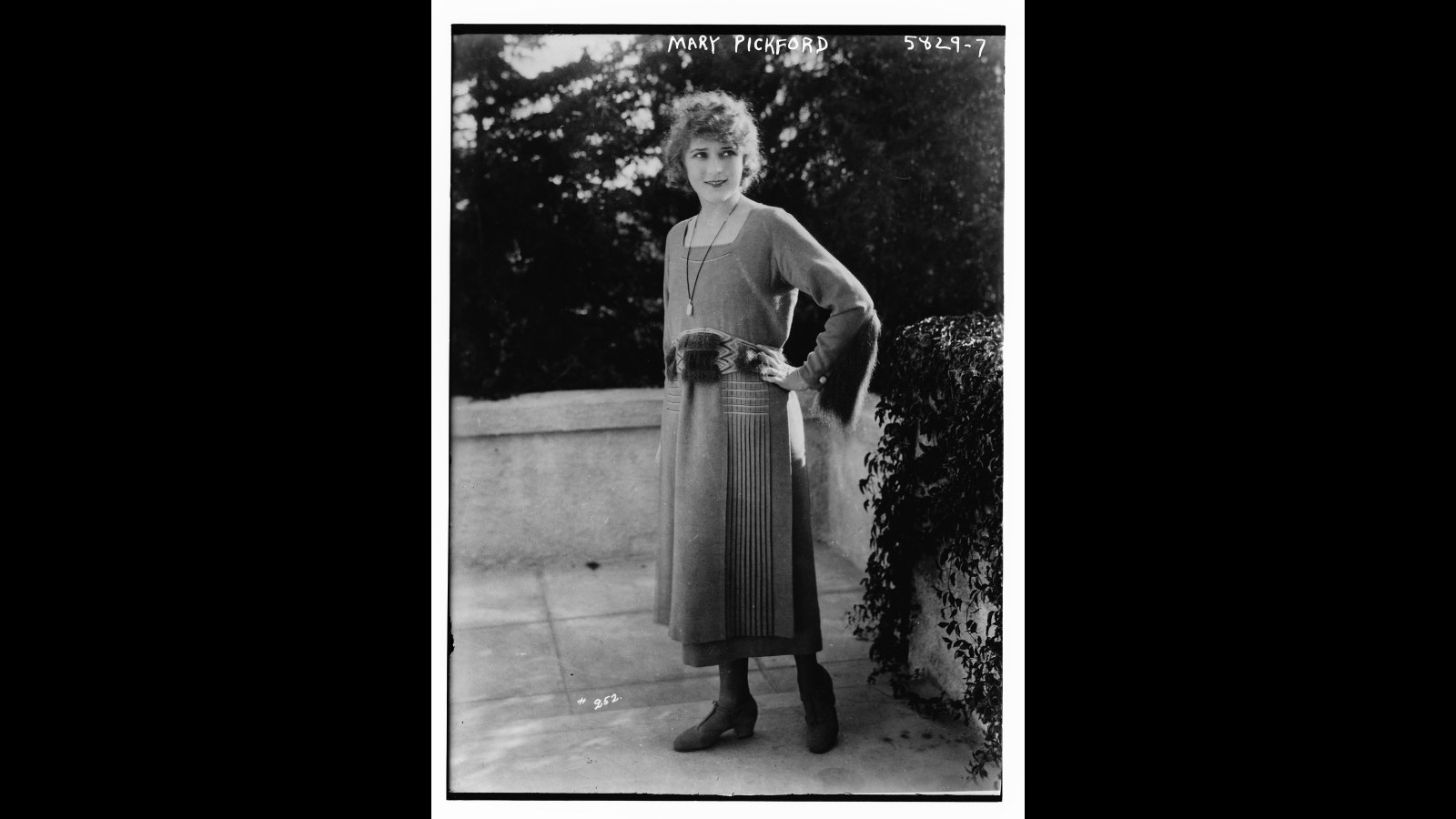 12. Mary Pickford subvenait aux besoins de sa famille dès l'âge de six ans