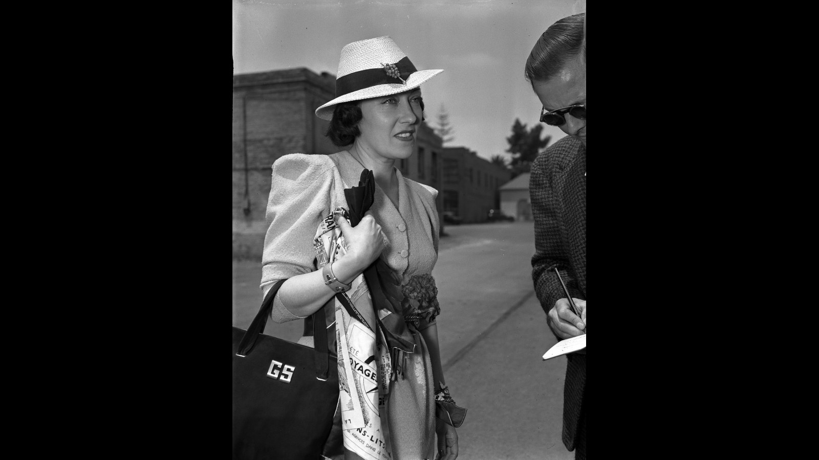 14. Gloria Swanson Chewed Doublemint For A Youthful Jaw