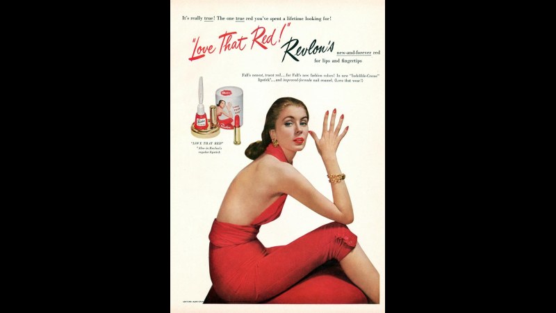 8. Charles Revson a ajouté des pigments de peinture automobile dans le vernis à ongles Revlon