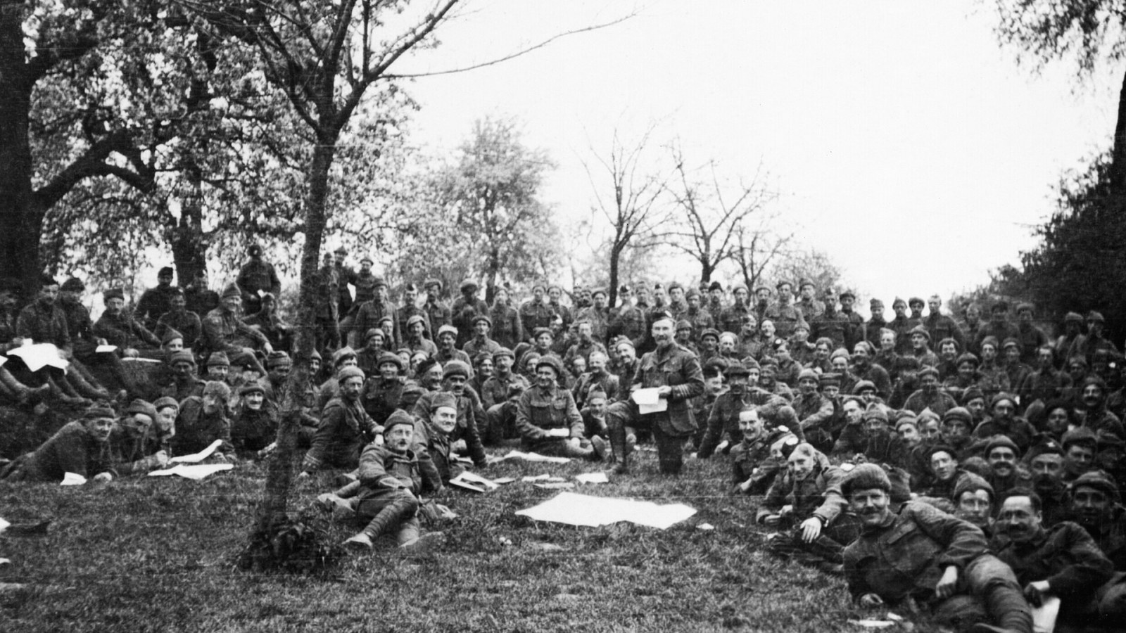 18. Le ministère britannique de la Guerre a envoyé des soldats dans les tranchées sans leur fournir suffisamment d'obus