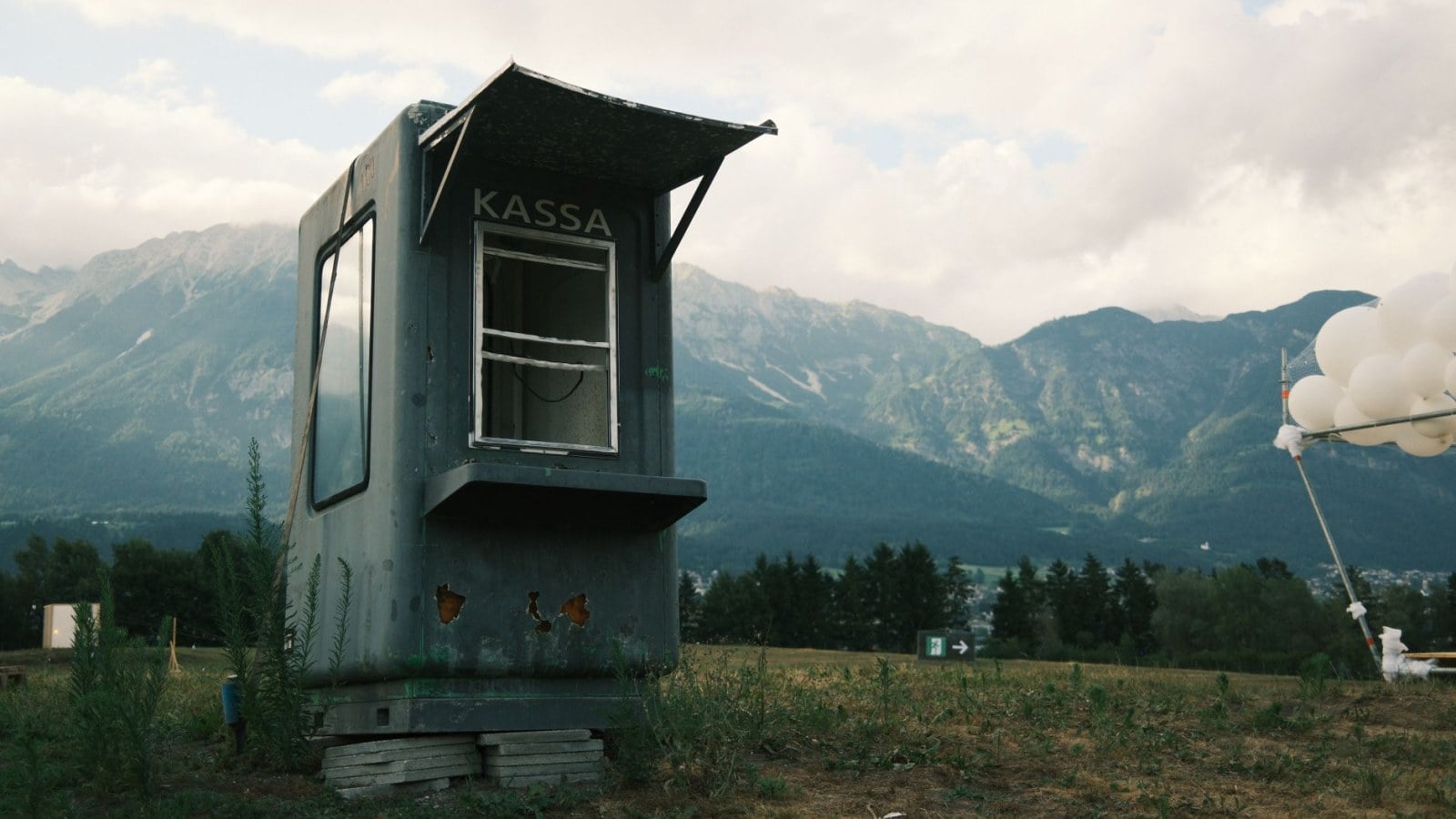 14. A Paperwork Gap Gave Coffins An Extra Ticket Class