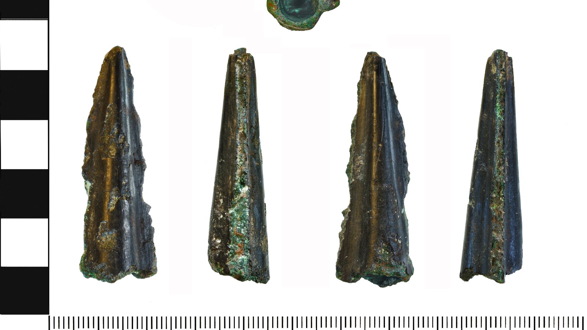 15. Certaines lances de l'âge du bronze étaient conçues pour le combat rapproché