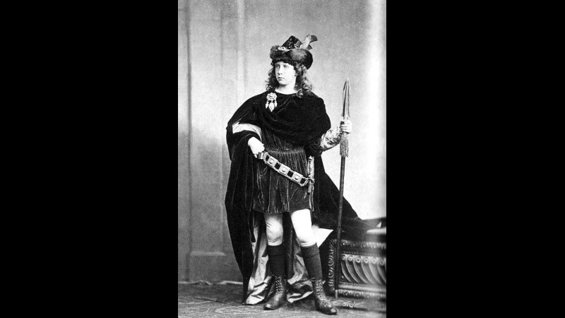 12. L'archiduc Ferdinand Karl s'est retiré discrètement dans la campagne autrichienne