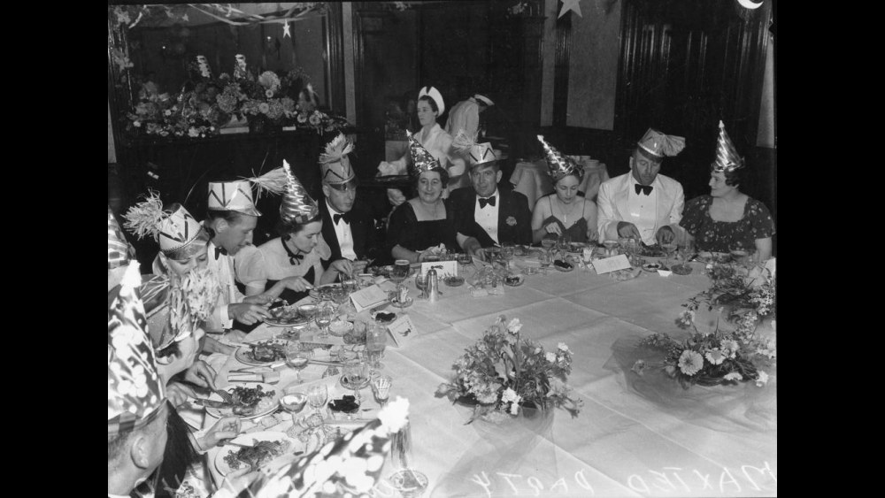 18. Hosts Phoned In The Entire Menu Before Guests Ever Arrived