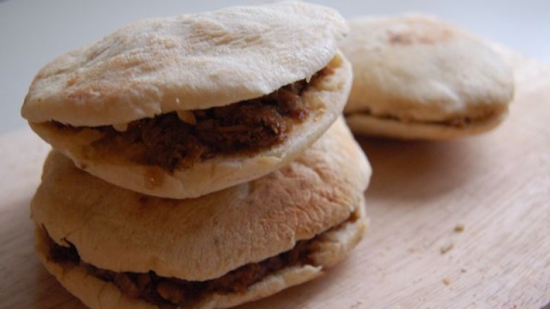 16. Shaanxi's Ancient Flatbread Sandwich Is One Of The World's Oldest
