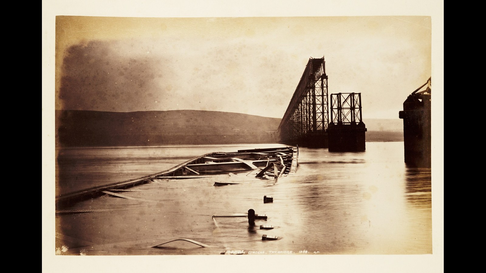15. L'effondrement du pont de Tay a révélé une faille cachée