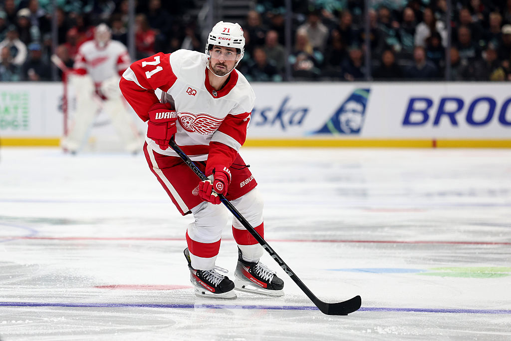 Dylan Larkin in Montreal: “Kris Draper wouldn’t go to Habs games if it weren’t possible”