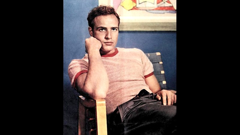 3. Marlon Brando a passé des années à mettre au point un meilleur tambour de conga
