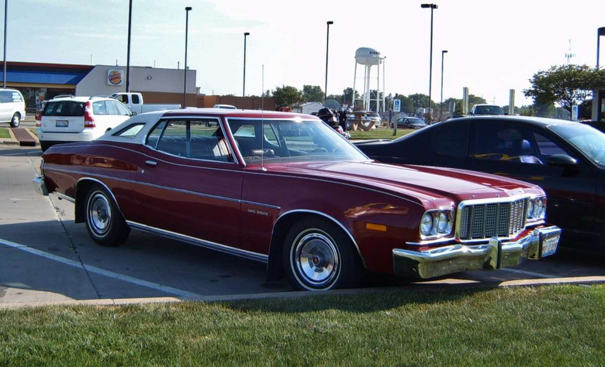 La Ford Gran Torino 1975 : <em>CHiPs</em>