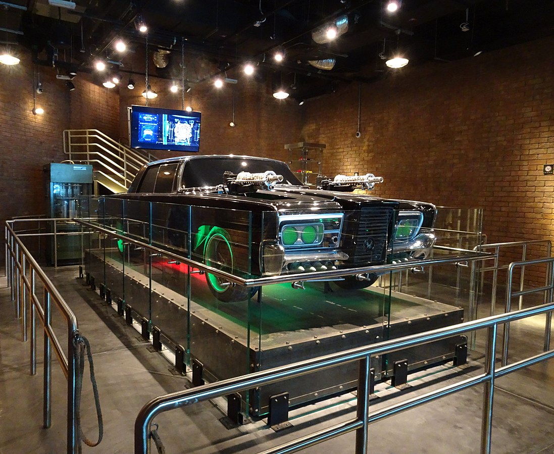 La Chrysler Imperial Crown Sedan de 1966 : <em>The Green Hornet</em>