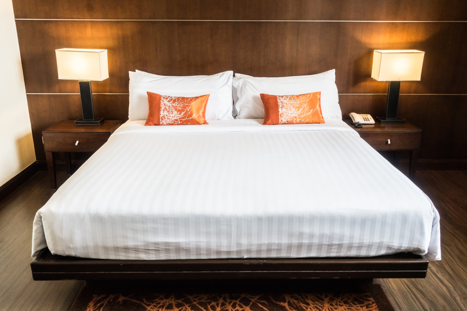 Platform bed