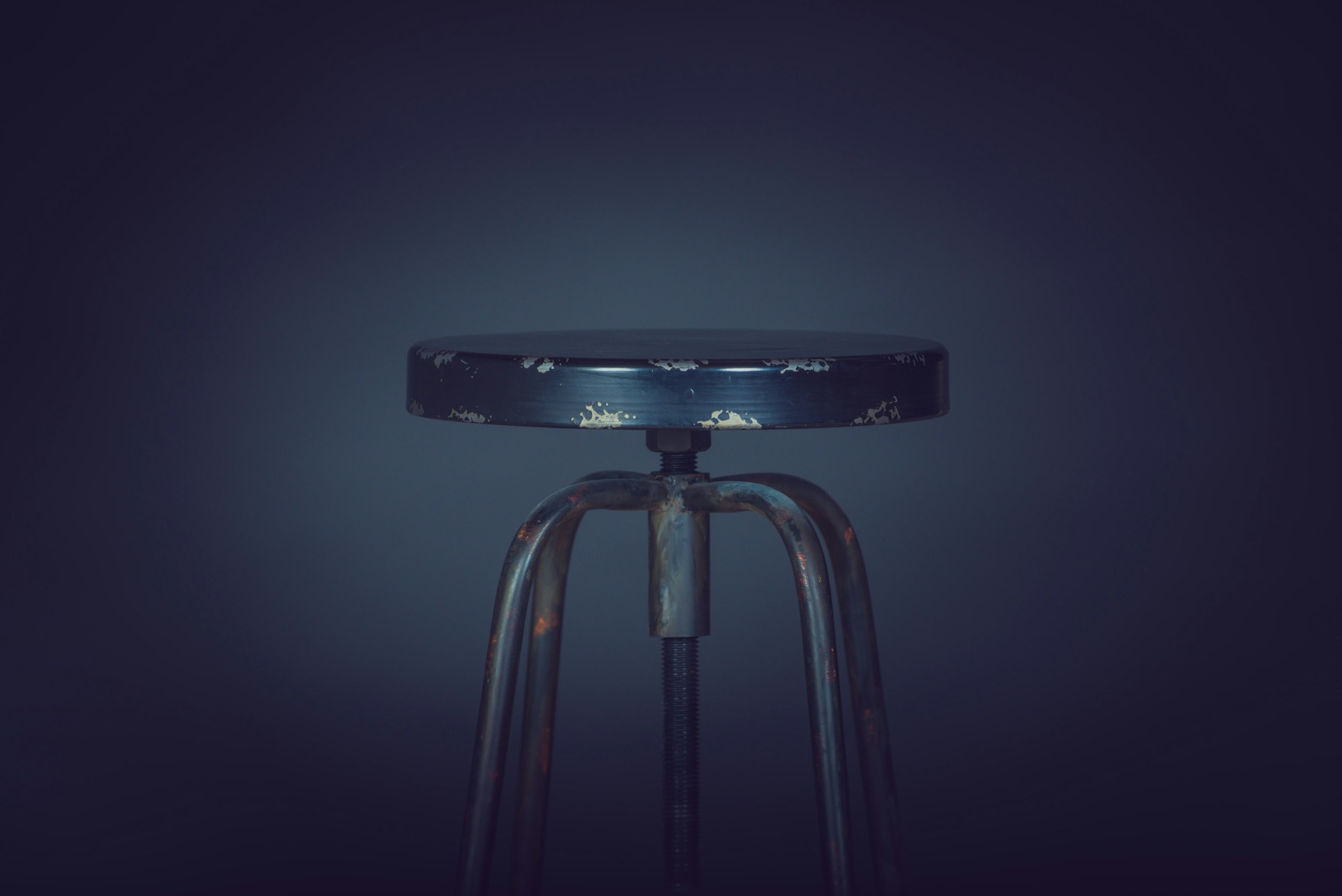 <strong>13. A workshop stool</strong>