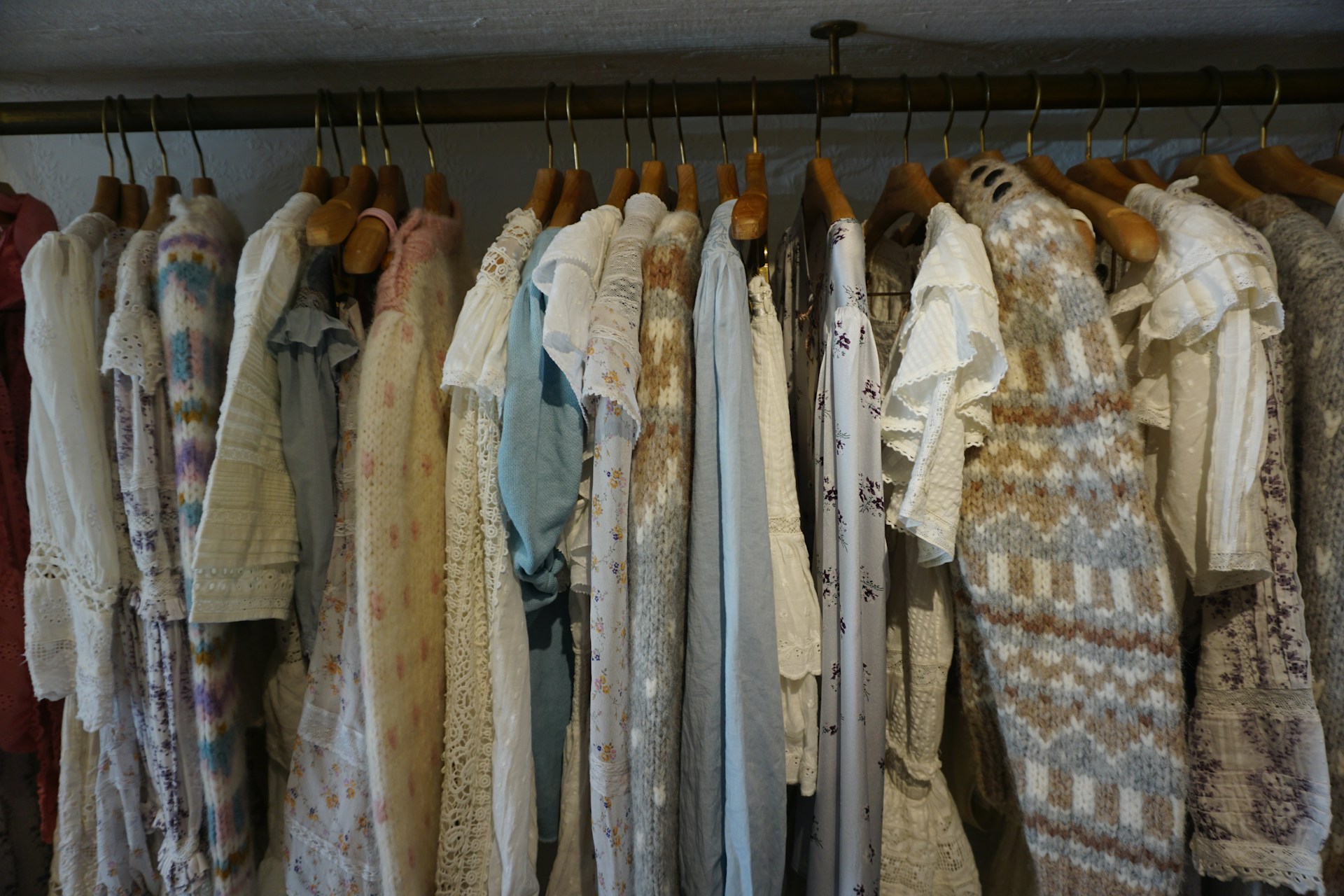 <strong>1. Outdated clothing</strong>