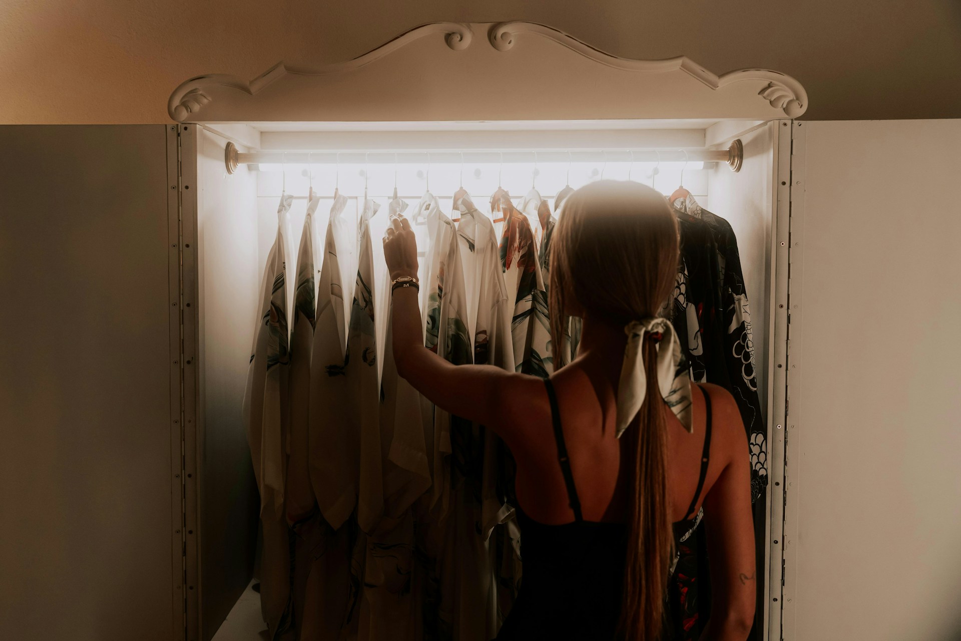 <strong>4. Too many similar clothes</strong>