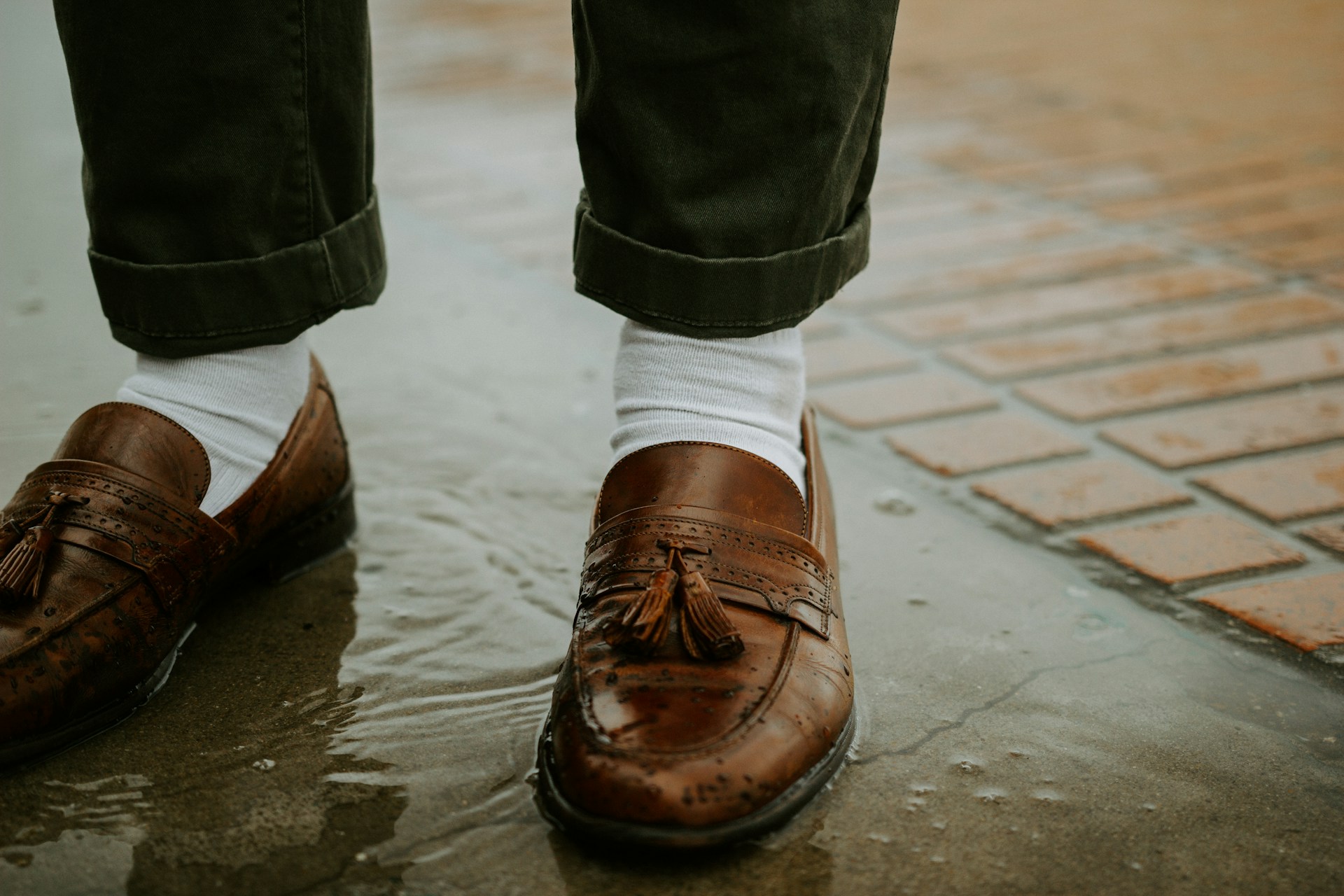 <strong>6. Loafers</strong>