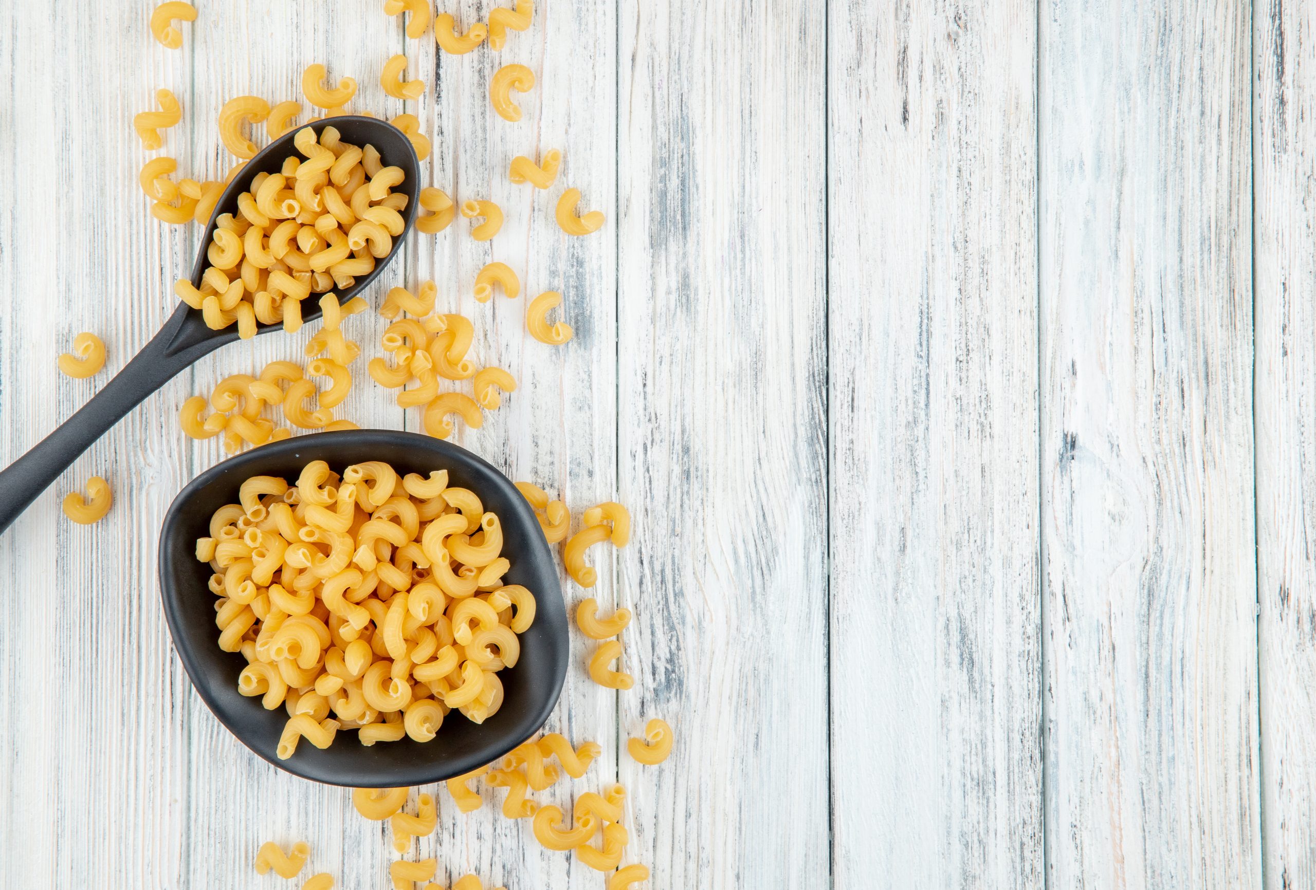 Butter and Gruyère cheese pasta shells