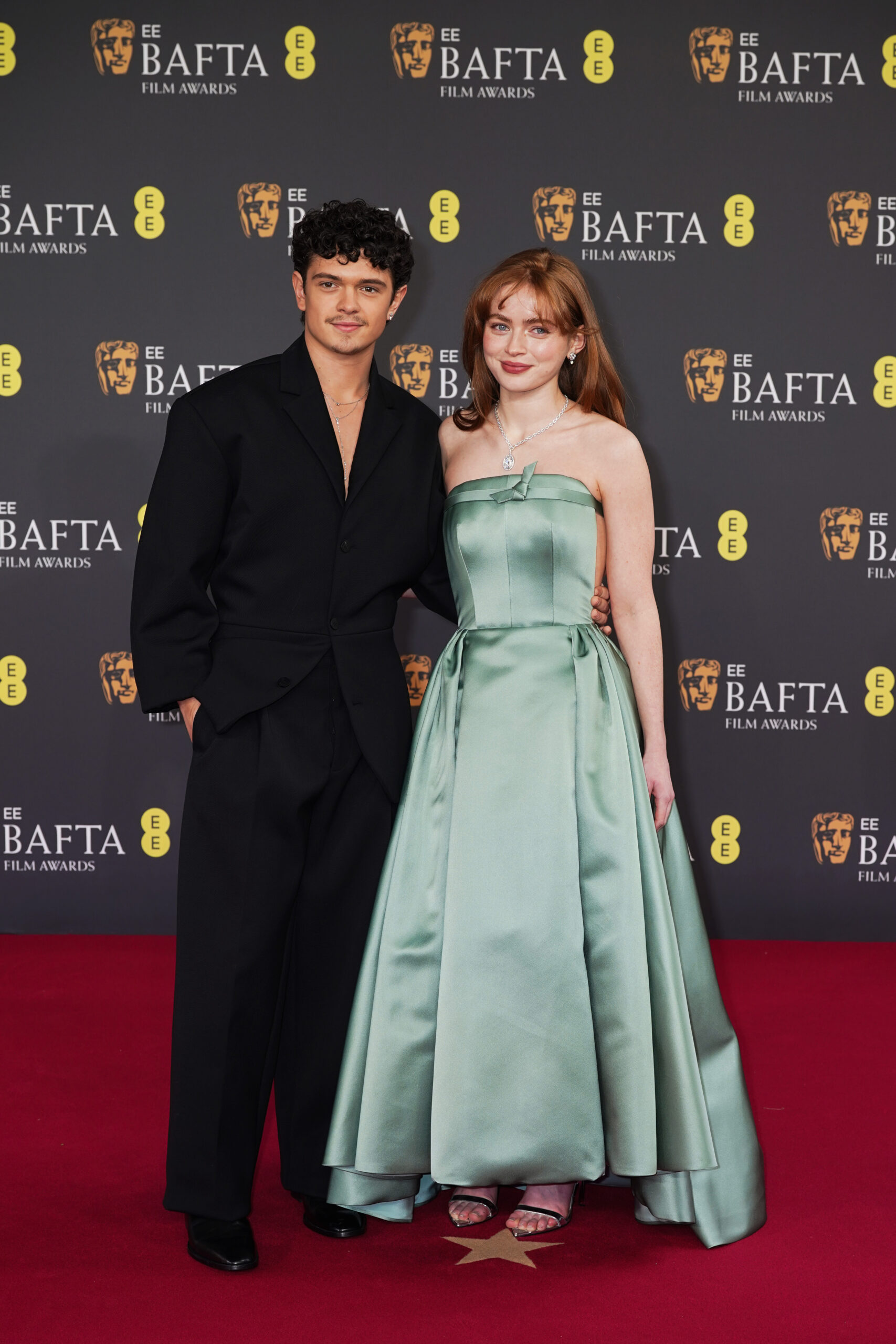 Noah Jupe and Sadie Sink