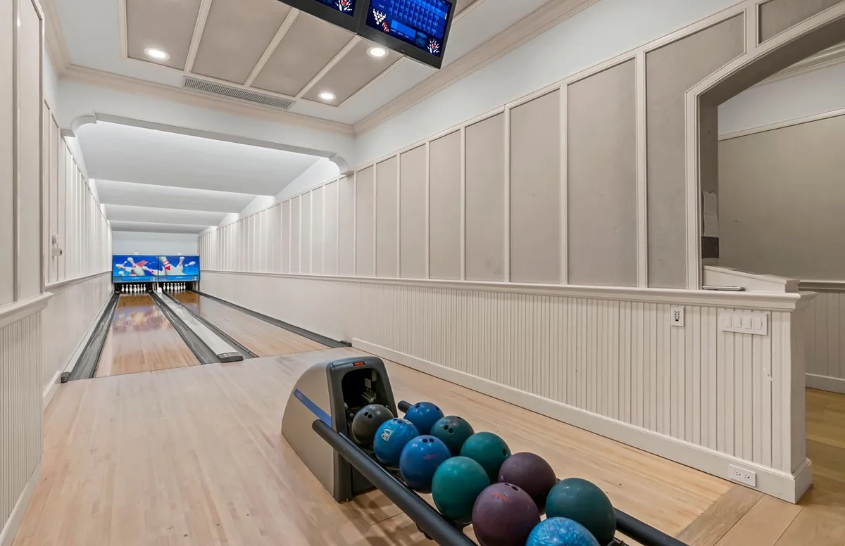 Bowling alley in the guest house